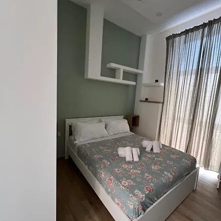 Vpm Train Station Napels