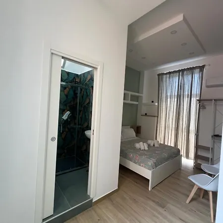 Gasthuis Vpm Train Station 4*