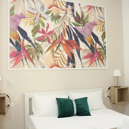 Vpm Train Station Gasthuis Napels