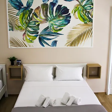 Vpm Train Station Napels