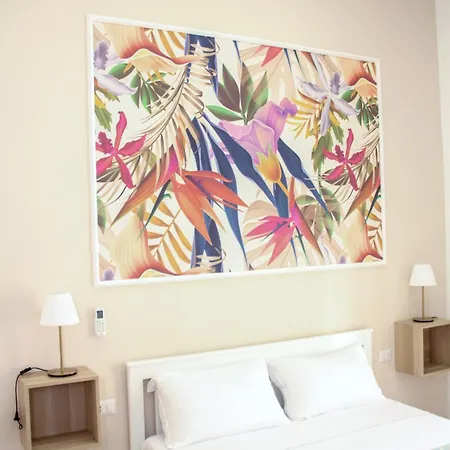 Vpm Train Station Napels