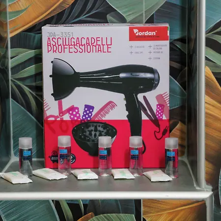 Vpm Train Station 4* Napels