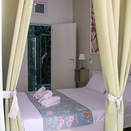 Vpm Train Station 4*