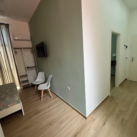 Casa de hóspedes Vpm Train Station 4*